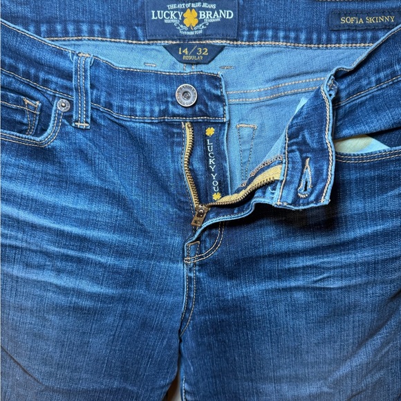 Lucky Brand Women's Indigo Skinny Jeans - Picture 3 of 4